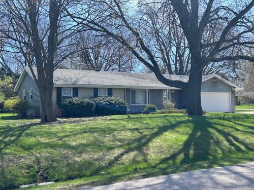 8154 N 67th St, Brown Deer, WI, 53223 | Card Image