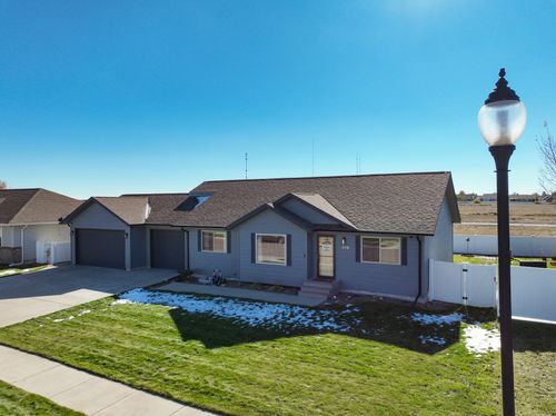 908 45th Avenue Ne, Great Falls, MT, 59404 | Card Image