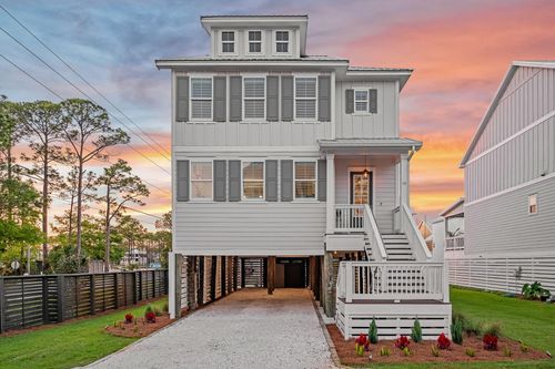 19 Mckenna Way, Santa Rosa Beach, FL, 32459-6851 | Card Image