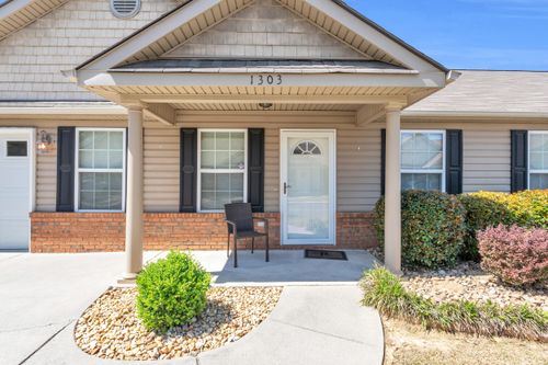 1303 Cedar Creek Dr, Rossville, GA, 30741-5826 | Card Image