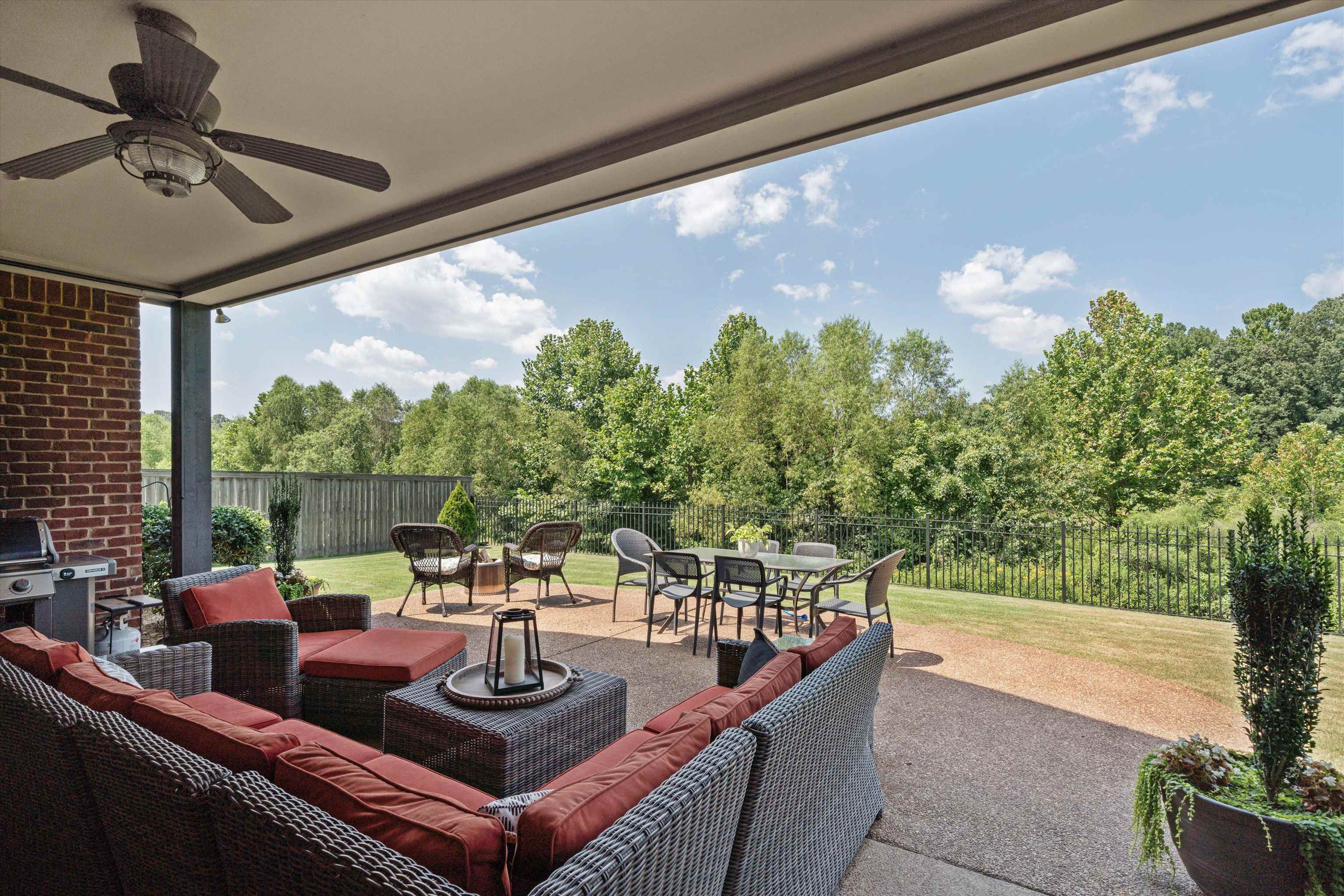 Marsh Creek Ln, Collierville, TN 38017