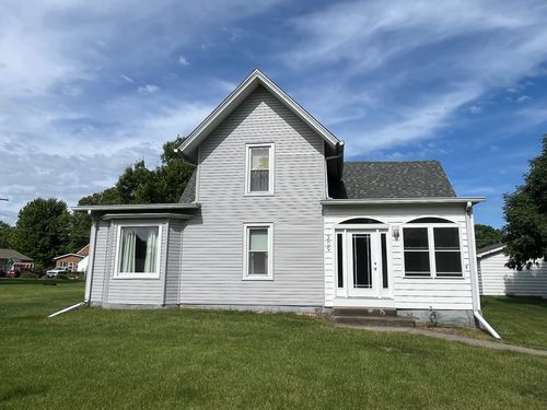 209 N School St, Atkinson, IL, 61235-7795 | Card Image