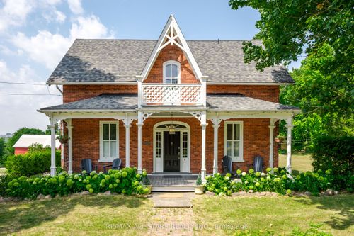 98 King Street E, Cavan Monaghan, ON, L0A1G0 | Card Image