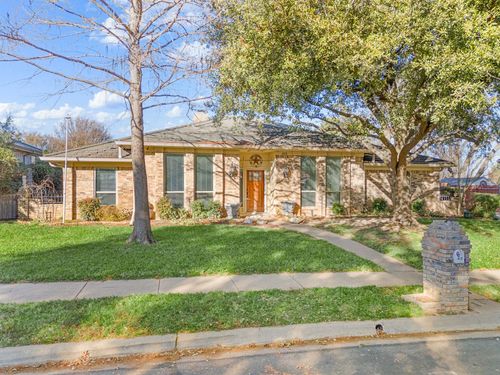 413 Blue Jay Ct, Bedford, TX, 76021-3201 | Card Image