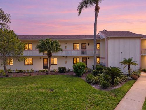 151-151 Lakeview Way, OLDSMAR, FL, 34677-2256 | Card Image