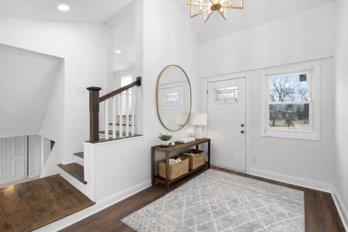 9048 Oneill Dr, Burr Ridge, IL, 60527-6205 | Card Image