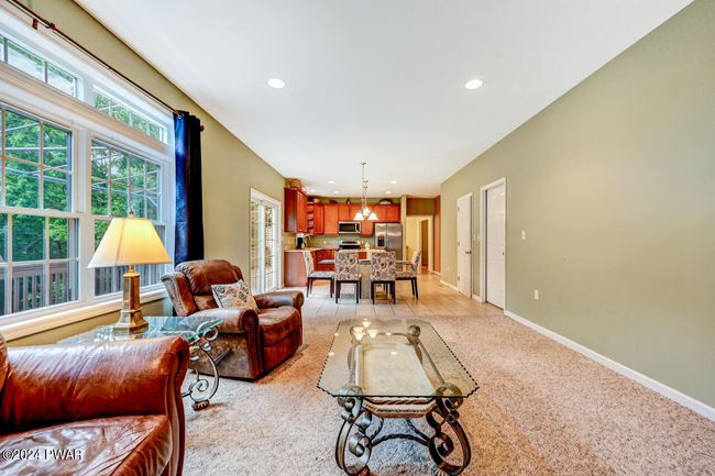 Family Room | Image 31