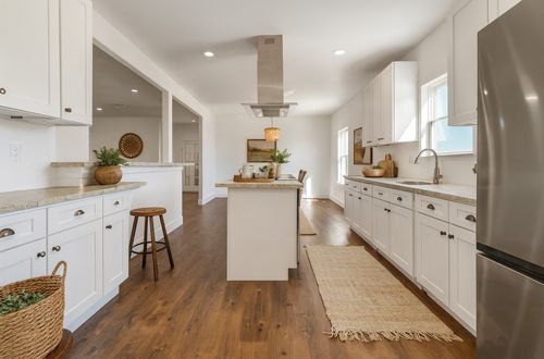 1128 Newton Rd, Ferris, TX, 75125-9452 | Card Image