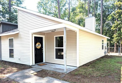 112 Twinwood Dr, Jacksonville, NC, 28546-7701 | Card Image