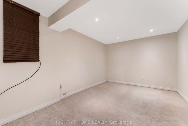 115 Royalton Pvt, House attached with 3 bedrooms, 2 bathrooms and 1 parking in Ottawa ON | Image 22
