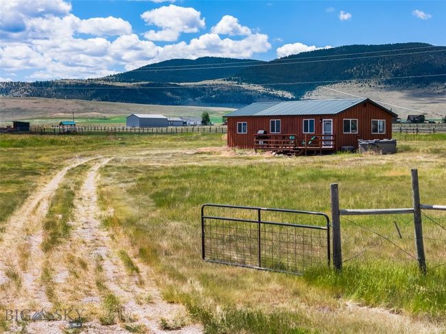 30 Hayfield Loop Trl, House other with 2 bedrooms, 1 bathrooms and null parking in Ennis MT | Image 44