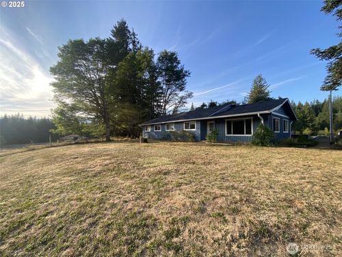 23801 Ne Muncton Dr, Yacolt, WA, 98675-9585 | Card Image