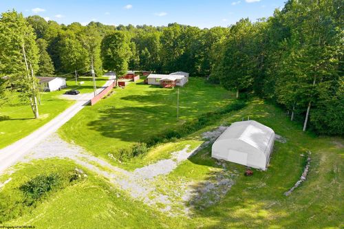 58 Mayhew Ln, Morgantown, WV, 26508-1339 | Card Image