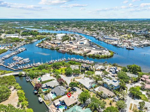 1114 Marina Dr, TARPON SPRINGS, FL, 34689-6712 | Card Image