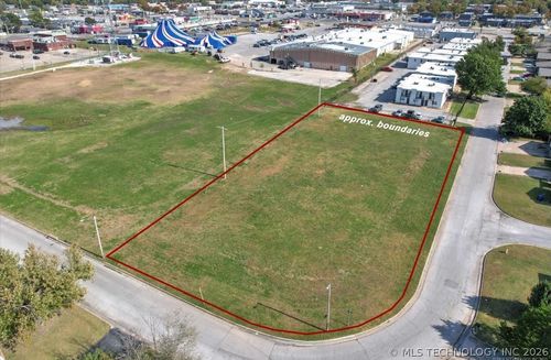 10935 23rd St, Tulsa, OK, 74129-5059 | Card Image