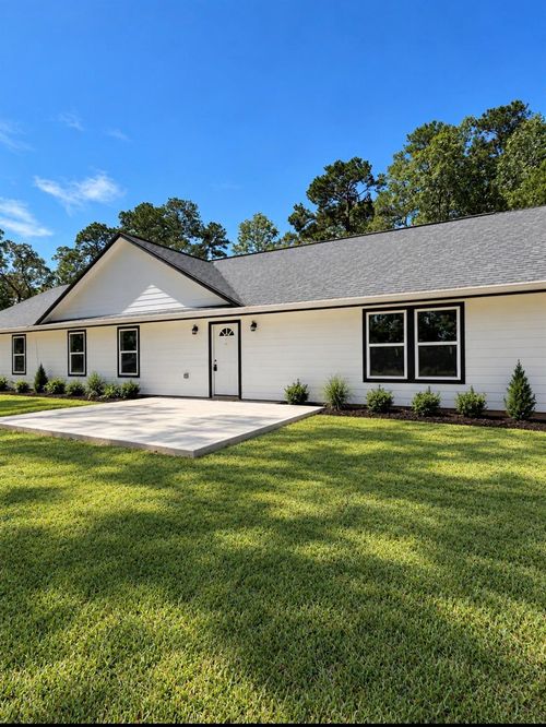 124 Deane Dr, Livingston, TX, 77351-9150 | Card Image