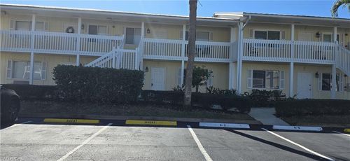 apt-h2-4617 Bayshore Dr, NAPLES, FL, 34112-4349 | Card Image