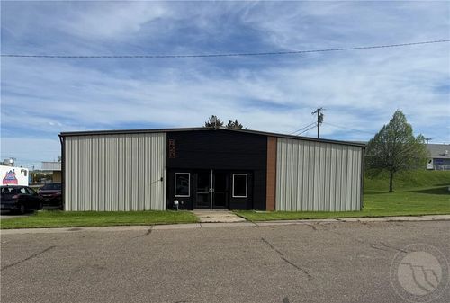 420 Water Ave, Colstrip, MT, 59323-9502 | Card Image