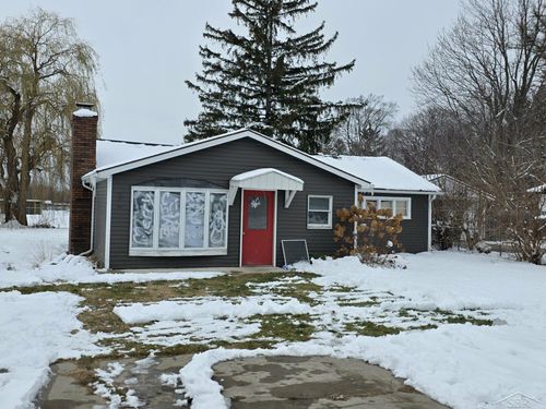 236 7th St, Freeland, MI, 48623-9078 | Card Image