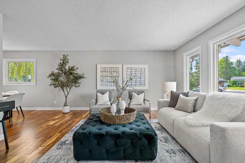 308 Parkridge Green Se, Calgary, AB, T2J5G2 | Card Image