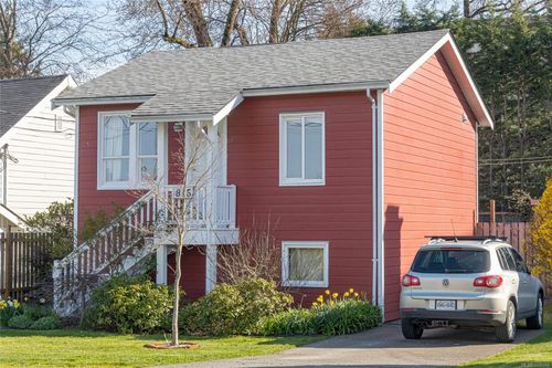 815 Old Esquimalt Rd, Esquimalt, BC, V8N1B5 | Card Image
