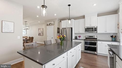 4252 Frost St, MARSHALL, VA, 20115-3774 | Card Image