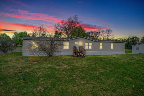 4504 Winslow Dr, Strawberry Plains, TN, 37871-5741 | Card Image