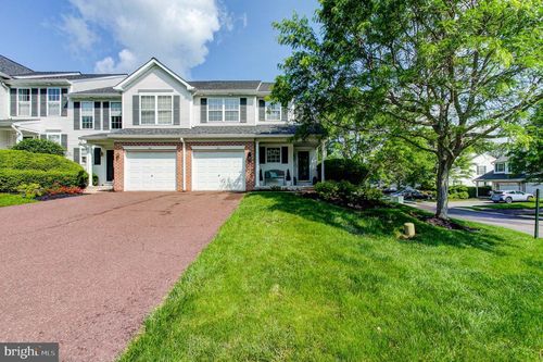 812 Red Rock Cir, Limerick, PA, 19468-3501 | Card Image