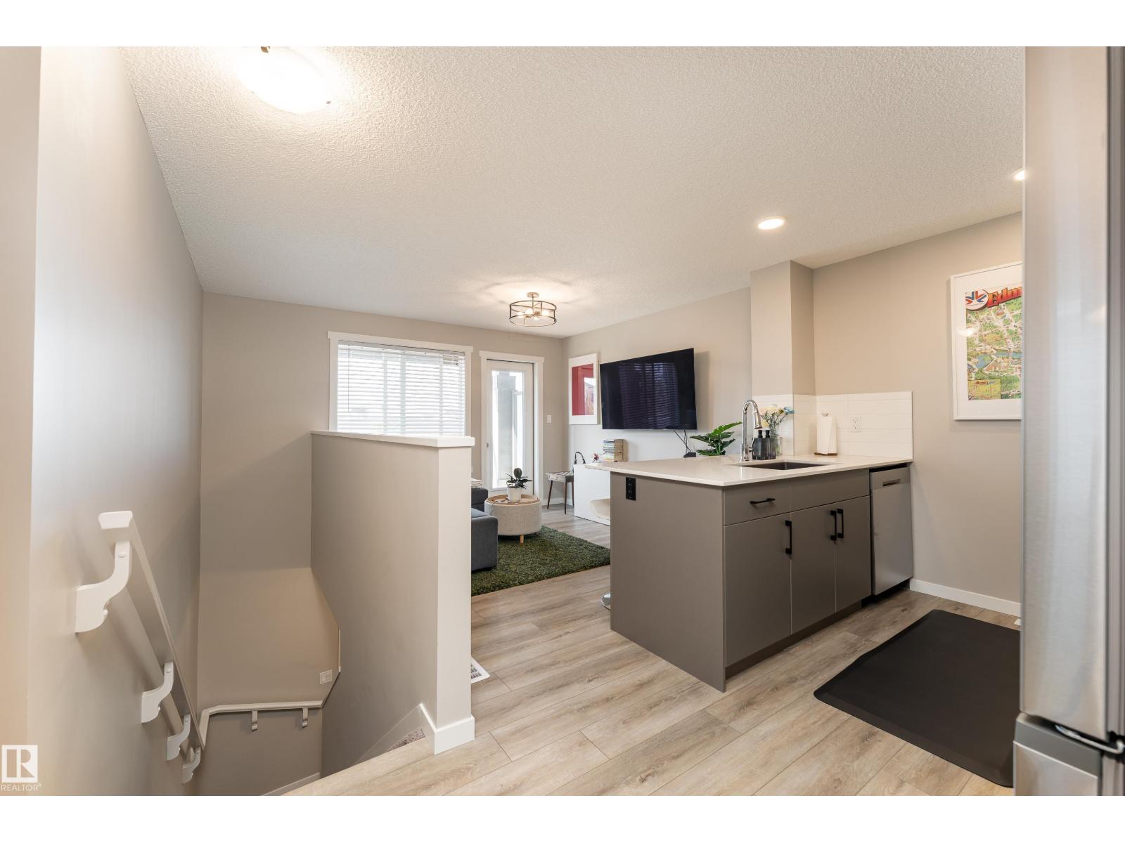 Residential in Edmonton 4