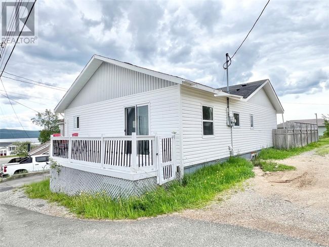 6 Orange Lane, House other with 4 bedrooms, 2 bathrooms and null parking in Springdale NL | Image 30