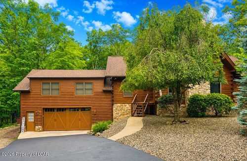 2034 Wichita Ln, Hazleton, PA, 18202-9155 | Card Image