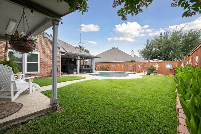 View of backyard | Image 32