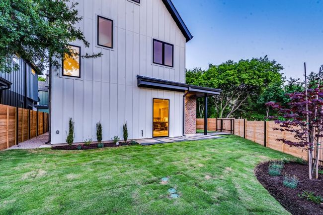 1 - 1713 E M Franklin Ave, House other with 4 bedrooms, 3 bathrooms and null parking in Austin TX | Image 37