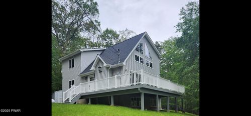 105 Ridge Dr, Milford, PA, 18337-5069 | Card Image