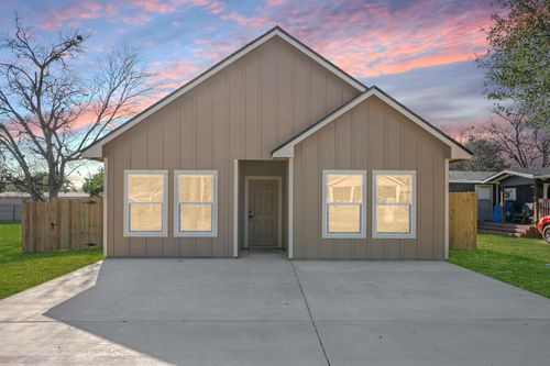 1505 Red Oak St, Bryan, TX, 77803-5547 | Card Image
