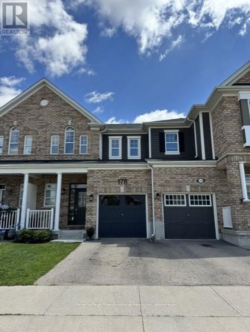 178 West Oak Trail, Kitchener, ON, N2R0J3 | Card Image