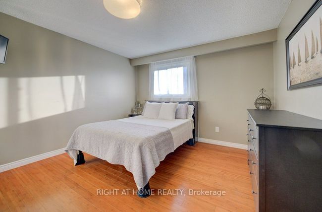 34 Langston Dr, House attached with 5 bedrooms, 3 bathrooms and 2 parking in Brampton ON | Image 18