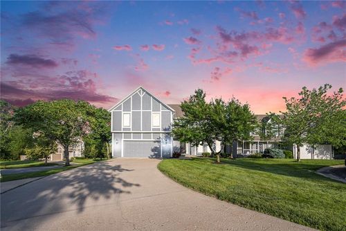 8901 W 128th St, Overland Park, KS, 66213-4620 | Card Image