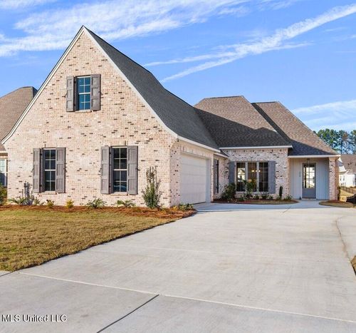 214 Herons Bay Cir, Madison, MS, 39110-1104 | Card Image