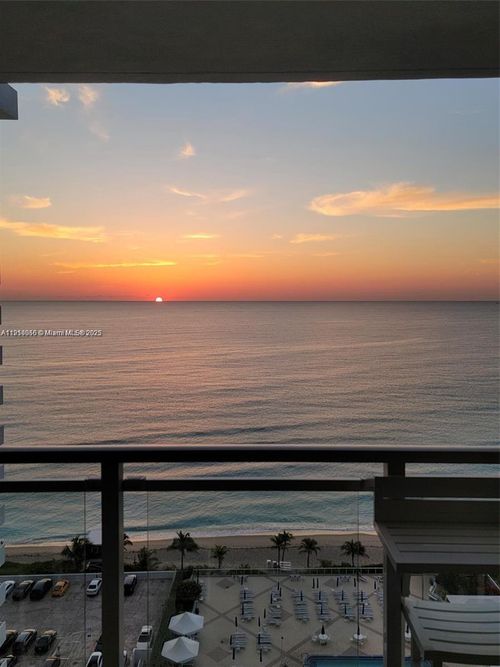 apt-1815-2030 S Ocean Dr, Hallandale Beach, FL, 33009-6614 | Card Image