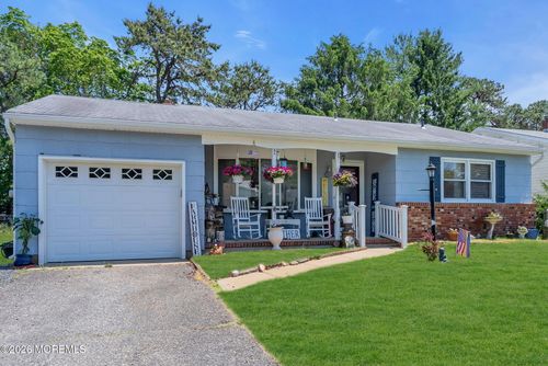 16 Sheepshead Dr, Toms River, NJ, 08757-5820 | Card Image