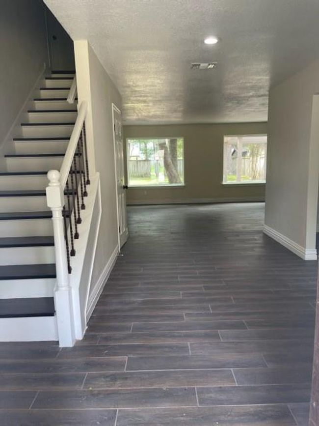 6322 Inway Dr, House other with 4 bedrooms, 4 bathrooms and 1 parking in Spring TX | Image 5