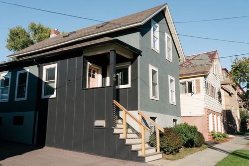 80 Maple St, Burlington, VT, 05401-4724 | Card Image