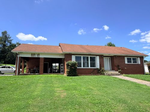 267 Lincoln Ave, Newport, TN, 37821-4044 | Card Image
