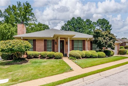 1826 Fox Ridge Rd, Tuscaloosa, AL, 35406-3050 | Card Image