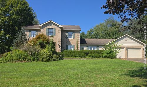 209 Briarwood Trce, Corbin, KY, 40701-9490 | Card Image