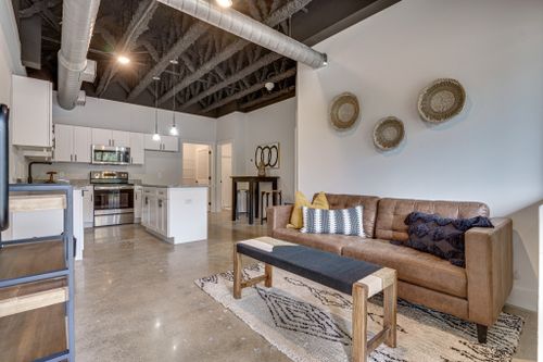 113-295 Plus Park Blvd, Nashville, TN, 37217-1027 | Card Image