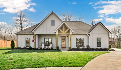 121 Denton Ct, Clarksville, TN, 37043-2233 | Card Image