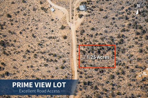 7935 Scenic Dr, Wrightwood, CA, 92397 | Card Image