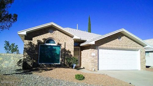 901 Las Aves Pl, El Paso, TX, 79912-7326 | Card Image